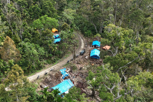 Ratusan Warga Masih Mengungsi di Hutan Pascabencana Hidrometeorologi di Aceh