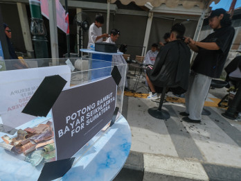 Jasa Cukur Seikhlasnya Untuk Donasi Banjir Sumatera