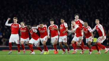 Menang Adu Penalti, Arsenal ke Semifinal Carabao Cup
