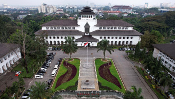 Pemkot Bandung Larang Penyalaan Kembang Api dan Petasan saat Malam Tahun Baru 2026