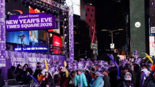 Ragam Perayaan Tahun Baru 2026 di Seluruh Dunia, dari China hingga Brasil