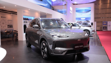 Geely Bidik Penjualan 3,45 Juta Unit 2026, Tempel BYD