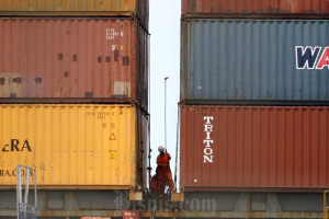 Ekspor Sulsel Januari–November 2025 Turun 21,23 Persen, Impor Ikut Melemah