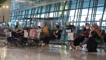 Airnav Alihkan Pendaratan 16 Pesawat di Bandara Soetta Imbas Cuaca Buruk