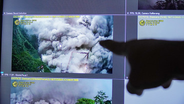 Gunung Semeru Erupsi Lagi, Balai Besar TNBTS Tutup Jalur Pendakian