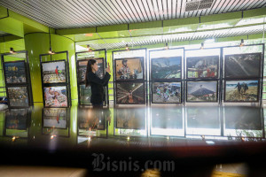 Bisnis Indonesia Group Gelar Pameran Foto di Stasiun Gambir