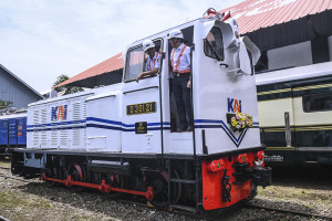KAI Resmikan Livery Lawas Dua Lokomotif