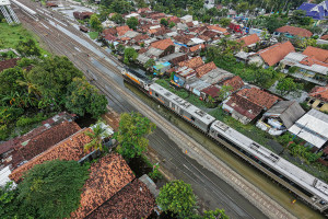 Jalur Rel Pekalongan–Sragi Kembali Bisa Dilalui Usai Terdampak Banjir