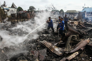 Kebakaran Permukiman Kasongan Lama Hanguskan Rumah Warga dan Sekolah di Katingan