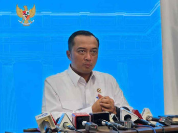 28 Perusahaan yang Dicabut Izin Tetap Beroperasi, Mensesneg Sebut Penghentian Bertahap