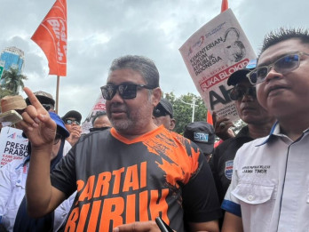Buruh Resmi Gugat UMP Jakarta dan UMSK Jabar ke PTUN
