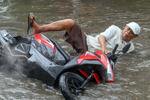 Drainase Buruk Picu Banjir Berulang di Kawasan Kali Cijantung
