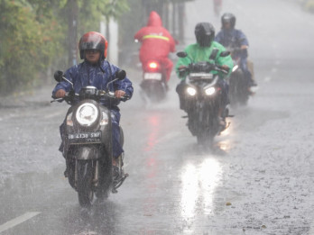 Hadapi Risiko Hujan Intensitas Tinggi, BPBD Jakarta Kembali Lakukan Modifikasi Cuaca