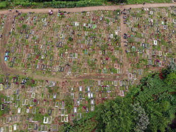 Tradisi ziarah kubur jelang Bulan Suci Ramadhan di Bogor