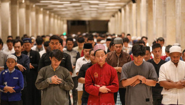 Tarawih di Masjid, Witir di Rumah? Simak Dalil dan Penjelasannya Biar Nggak Keliru