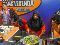 Tren Mi Nyemek, Racikan Warmindo yang Naik Kelas