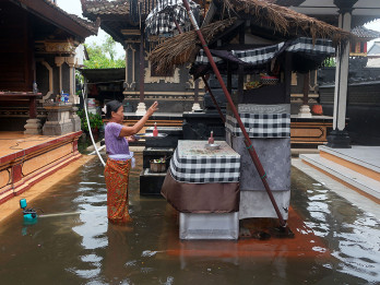 Banjir di Segara Madu Badung Belum Surut, Aktivitas Warga dan Wisatawan Terganggu