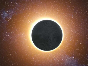 Fenomena Gerhana Bulan Total Tak Terlihat di Kota Surabaya, Tertutup Awan Tebal