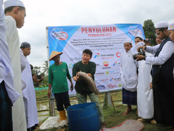 Santri Ikuti Penyuluhan Budidaya Lele dan Pelatihan Bisnis Digital di Bogor