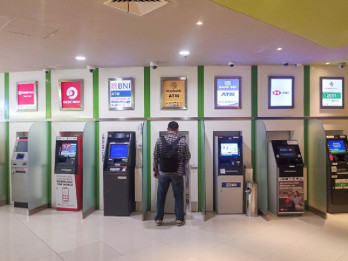 Tergerus Transaksi Digital, Mesin ATM di Sulsel Tersisa 2.700 Unit