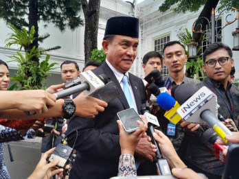 Yusril: Riza Chalid Diduga di Malaysia, Ekstradisi Jadi Opsi