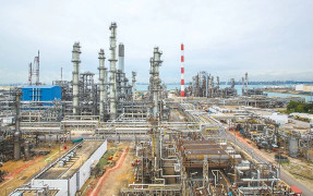 Industri Petrokimia Ketar-ketir Krisis Bahan Baku, Kelangsungan Operasional Terancam