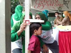 Tinggi Badan Anak Bisa Ditentukan dari Faktor Genetik dan Pola Hidup