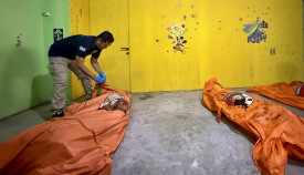Evakuasi jenazah kecelakaan helikopter di Kalimantan Barat