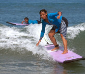 Kartini Go Surf 2026 di Pantai Kuta Libatkan Peselancar Tunarungu