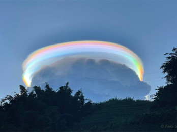 Viral Awan Pelangi Muncul di Langit Bogor, Ini Penjelasan Peneliti BRIN