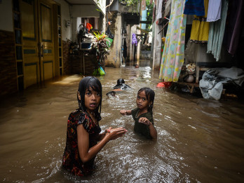 Banjir Jakarta Rendam 18 RT dan Satu Ruas Jalan, Ketinggian Capai 95 Cm