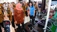 Gubernur Khofifah Dorong Rumah Sakit Adopsi AI dan Alkes Berbasis TKDN