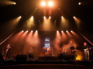 Wave to Earth Jadi Magnet Hari Kedua Java Jazz 2026