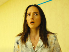 Review Film Backrooms, Sensasi Mitos Internet di Layar Lebar