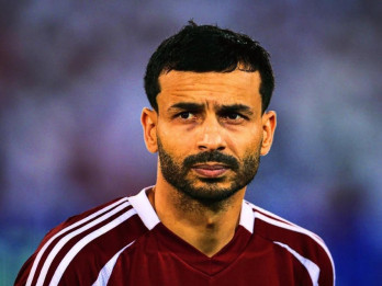 Wow! Boualem Khoukhi Pencetak Gol Perdana Qatar di Piala Dunia dapat Hadiah Rolls Royce