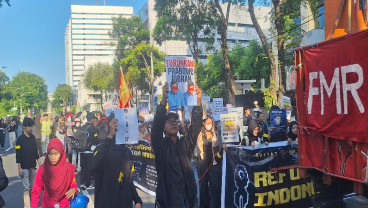 Rakyat Surabaya Menggugat Desak Prabowo-Gibran Mundur hingga Pembentukan Pemerintahan Transisi