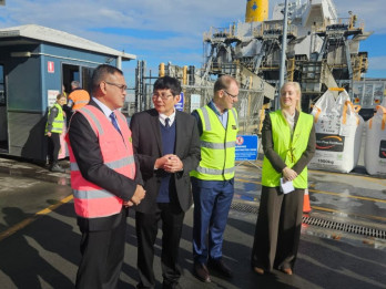 Simbiosis Mutualisme RI-Australia Lewat Ekspor Pupuk Urea