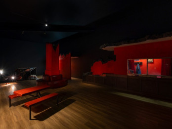 Riar Rizaldi Pamerkan Tiga Karya Baru di Museum MACAN, Soroti Sejarah Sinema dan Teknologi
