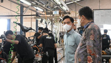 Gibran Tinjau Pabrik Motor Listrik di Banten, dalam Rangka Penguatan Manufaktur Nasional