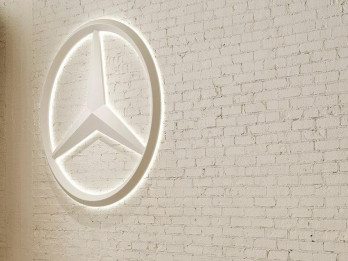 Mercedes Tunda Bonus 90.000 Karyawan Usai Laba Merosot Tajam