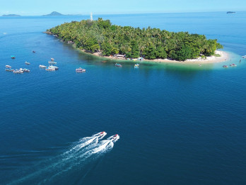 Pemkab Pesisir Selatan Tata Tarif Resmi Penyeberangan ke Pulau Cingkuak
