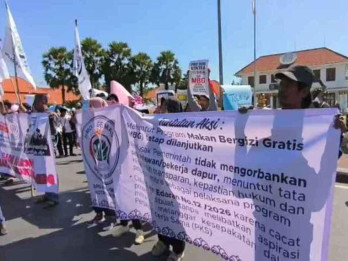 Ratusan Orang Gelar Demonstrasi Tuntut Program MBG Dilanjutkan, Begini Bunyi Pernyataannya