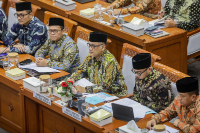 Komisi VIII DPR Bahas Kebutuhan Biaya Tenda Haji dan Layanan Dasar 2027