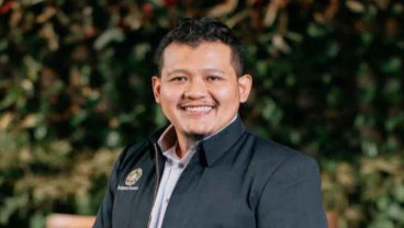 Harga Minyak Dunia Anjlok BBM Belum Turun, Begini Penjelasan Pengamat