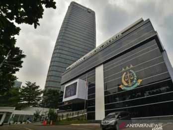 Polri Serahkan Barang Bukti Kasus Febrie Secara Bertahap ke Kejagung