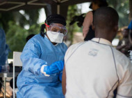 Ilmuwan Oxford Mulai Kembangkan Vaksin Ebola
