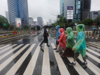 Cuaca Jakarta Diprediksi Hujan Ringan pada Jumat, 17 Juli 2026