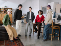 Jenis-jenis Barrel Pants yang Sedang Tren dan Bagaimana Memilih yang Cocok