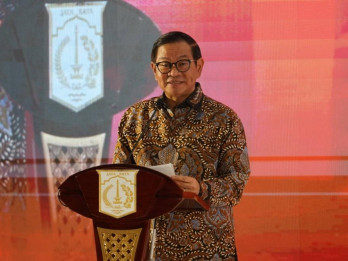 Pramono Ancam Cabut Izin Supir dan Tegur Perusahaan Buntut JPO Tendean Ditabrak