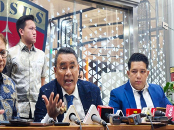 Tak Ditahan, Eks Jampidsus Febrie Dicecar 18 Pertanyaan di Kasus Asabri